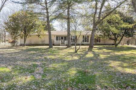 8219 White Chapel Ct Brentwood, TN 37027
