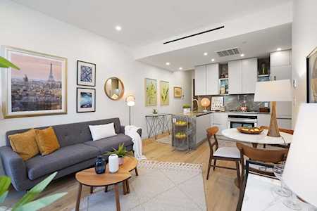 373 Palmetto St #1R Brooklyn, NY 11237