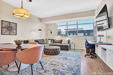 206 Park Blvd #608 San Diego, CA 92101