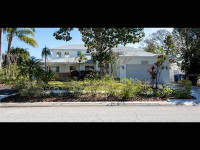 1901 42nd St N St. Petersburg, FL 33713