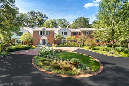 49 Brinker Rd Barrington Hills, IL 60010