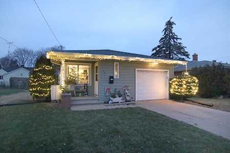 1651 Wisconsin St Oshkosh, City of Oshkosh, WI 54901
