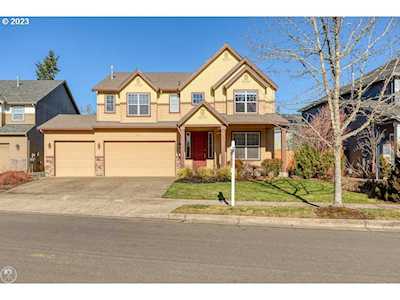 165 NW Camp Ireland ST Hillsboro, OR 97124
