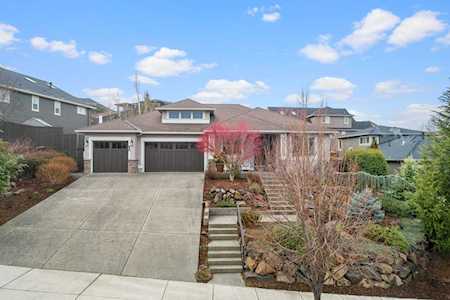 3644 Camina Dr Medford, OR 97504