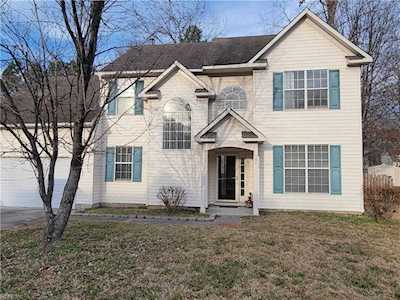 304 Applewood Ct Suffolk, VA 23434