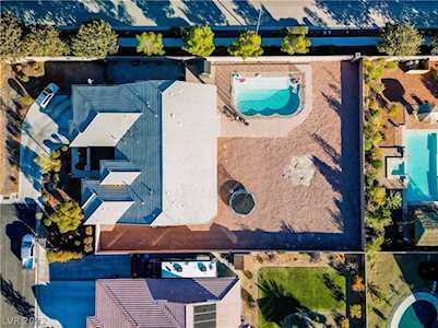 8425 Cedar Mill Falls Ct Las Vegas, NV 89143
