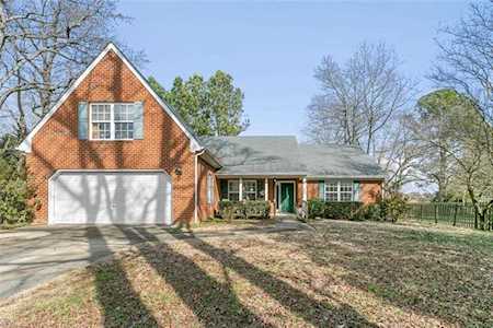 466 Menchville Rd Newport News, VA 23602
