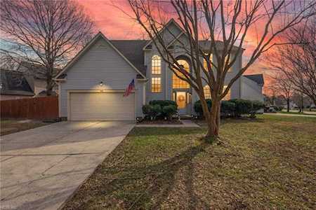 3148 Nansemond Loop Virginia Beach, VA 23456