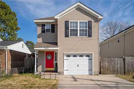 1502 Atlantic Ave Chesapeake, VA 23324