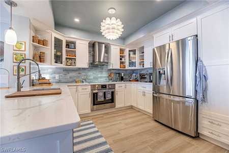 1910 Virginia Ave #902 Fort Myers, FL 33901