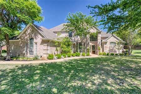 1606 Greenview Court Aledo, TX 76008