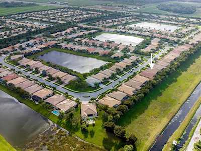9740 Dovetree Isle Dr Boynton Beach, FL 33473