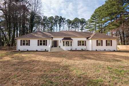 4117 Roenker Ln Virginia Beach, VA 23455