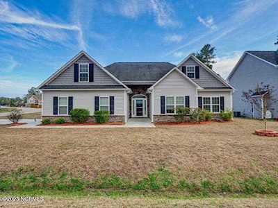 117 Peytons Ridge Drive Hubert, NC 28539