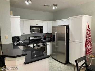251 S Green Valley Parkway #414 Henderson, NV 89012