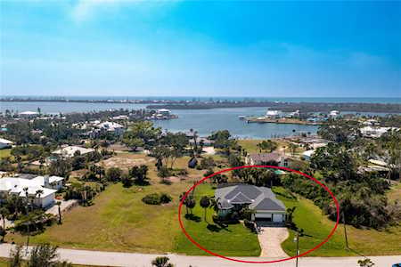 455 Spaniards Rd Cape Haze, FL 33946