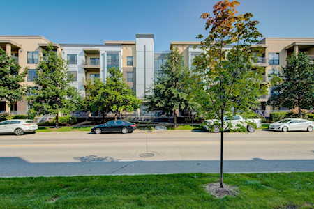2565 Franklin Avenue #201 Saint Paul, MN 55114