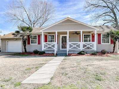 114 Sykes Ave Portsmouth, VA 23701