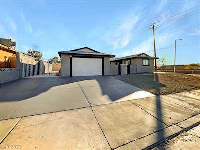 6721 Legalla Ln Las Vegas, NV 89156