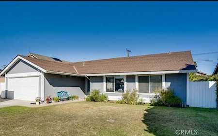 6551 Farinella Dr Huntington Beach, CA 92647