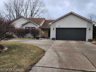 7248 Silver Leaf Ln West Bloomfield Twp, MI 48322
