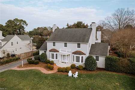 1324 N Bay Shore Dr Virginia Beach, VA 23451