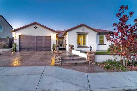 446 Adobe Estates Drive Vista, CA 92083