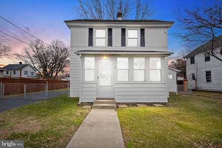 6 Harrison St Pennsville, NJ 08070