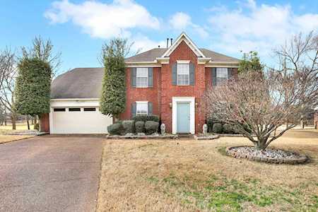 6269 Lake View Cv Bartlett, TN 38135