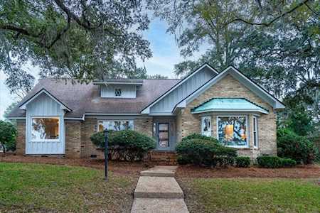 5907 Kings Ct Hanahan, SC 29410