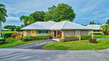 378 Yorktowne Circle Atlantis, FL 33462