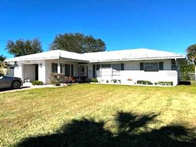 4019 Topsail Trl New Port Richey, FL 34652