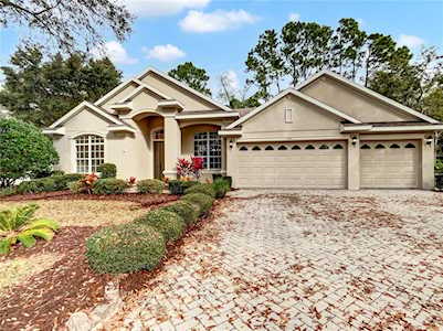 415 E Blue Water Edge Dr Eustis, FL 32736
