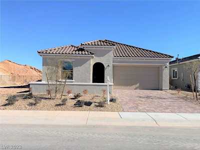 56 Tatahatso Point St Henderson, NV 89011