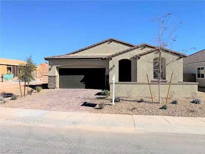 36 Tatahatso Point St Henderson, NV 89011