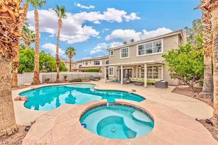 2502 Hacker Dr Henderson, NV 89074