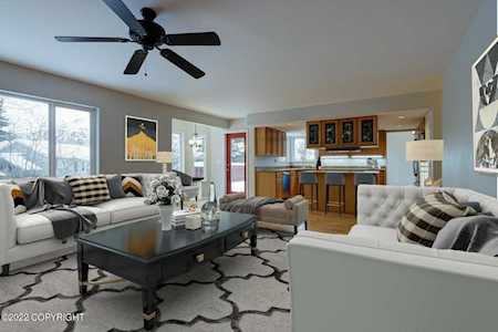 11039 Kaskanak Dr Eagle River, AK 99577
