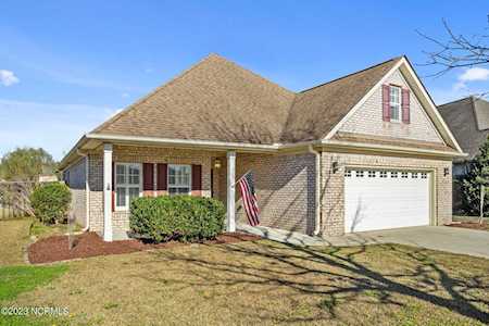 259 Silver Creek Loop Sneads Ferry, NC 28460