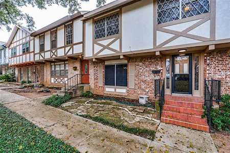454 Westview Terrace Arlington, TX 76013