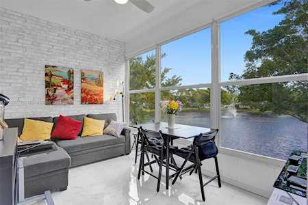 3530 NW 52nd Ave #508 Lauderdale Lakes, FL 33319