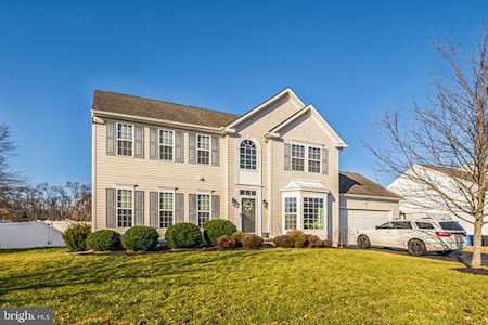 29 Lardner Rd Burlington, NJ 08016