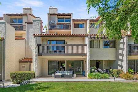 2508 Navarra #404 Carlsbad, CA 92008