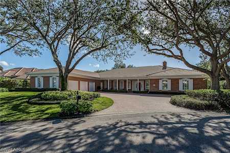 704 Tamarind Ct Naples, FL 34108
