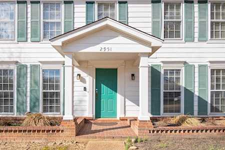 2951 Holly Heath Cv Germantown, TN 38138