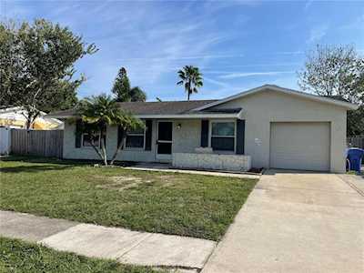 2605 39th St W Bradenton, FL 34205