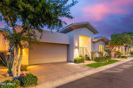 3020 E Squaw Peak Circle Phoenix, AZ 85016
