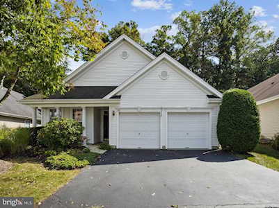 103 Honey Flower Dr Trenton, NJ 08620
