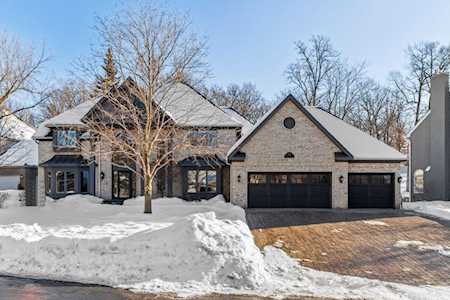 1512 Summit Oaks Court Burnsville, MN 55337