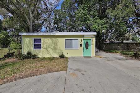 955 21st Ave S St. Petersburg, FL 33705