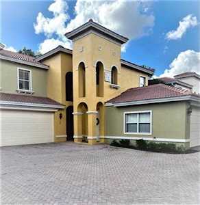 7210 Bergamo Way #202 Fort Myers, FL 33966